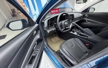 Hyundai Elantra, 2022 год, 1 400 000 рублей, 10 фотография