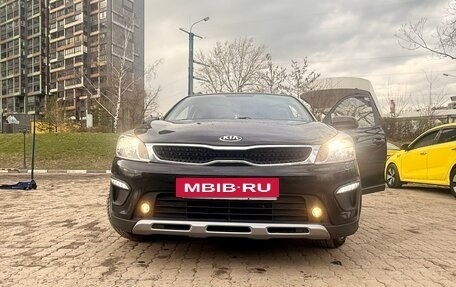KIA Rio IV, 2018 год, 1 300 000 рублей, 4 фотография