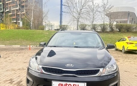 KIA Rio IV, 2018 год, 1 300 000 рублей, 2 фотография