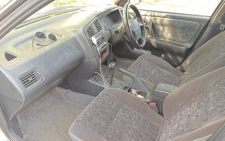 Nissan Primera II рестайлинг, 1995 год, 100 000 рублей, 1 фотография