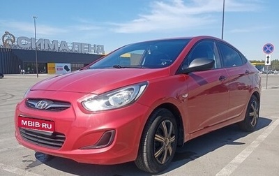 Hyundai Solaris II рестайлинг, 2013 год, 550 000 рублей, 1 фотография