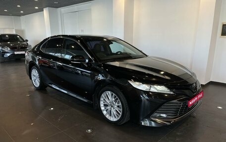 Toyota Camry, 2018 год, 2 740 000 рублей, 1 фотография
