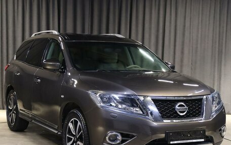 Nissan Pathfinder, 2016 год, 1 549 000 рублей, 3 фотография