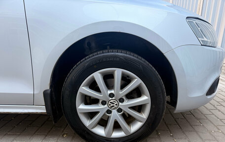 Volkswagen Jetta VI, 2011 год, 850 000 рублей, 10 фотография