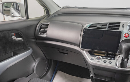Honda Stream II, 2013 год, 1 299 000 рублей, 12 фотография