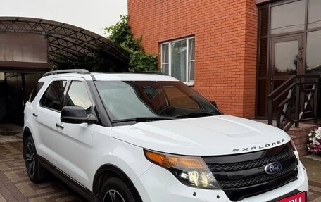 Ford Explorer VI, 2013 год, 2 150 000 рублей, 7 фотография