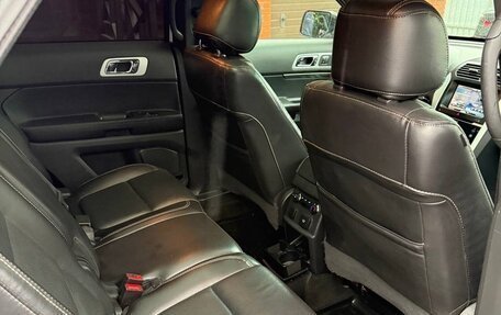 Ford Explorer VI, 2013 год, 2 150 000 рублей, 10 фотография