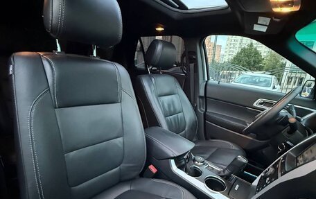Ford Explorer VI, 2013 год, 2 150 000 рублей, 24 фотография