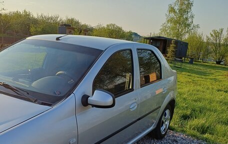 Renault Logan II, 2013 год, 650 000 рублей, 21 фотография