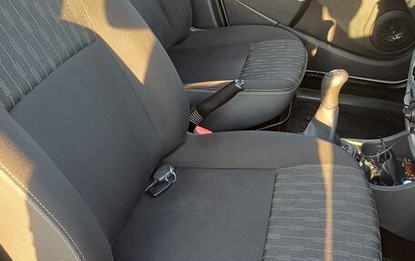 Renault Logan II, 2013 год, 650 000 рублей, 14 фотография