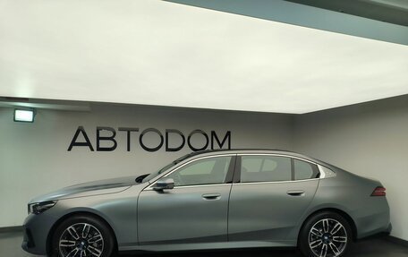BMW 5 серия, 2025 год, 11 100 000 рублей, 2 фотография