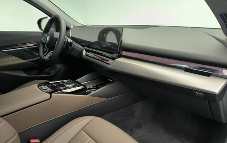 BMW 5 серия, 2025 год, 11 100 000 рублей, 9 фотография
