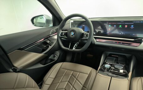 BMW 5 серия, 2025 год, 11 100 000 рублей, 14 фотография