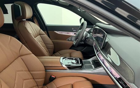 BMW 7 серия, 2025 год, 26 900 000 рублей, 10 фотография