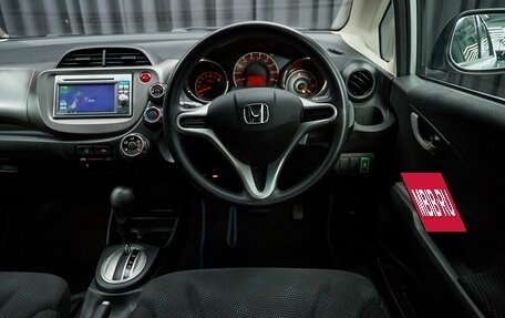 Honda Fit III, 2012 год, 867 000 рублей, 18 фотография