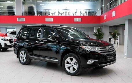 Toyota Highlander III, 2012 год, 1 850 000 рублей, 3 фотография