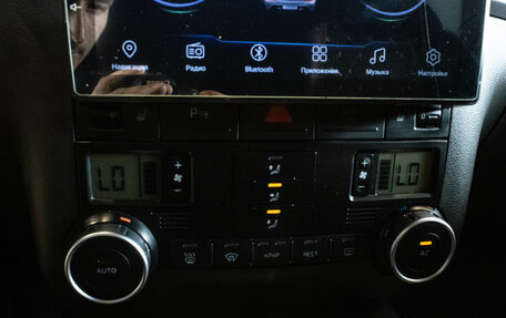 Volkswagen Touareg III, 2009 год, 1 199 000 рублей, 19 фотография