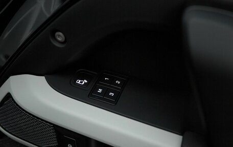 Land Rover Defender II, 2020 год, 5 200 000 рублей, 15 фотография