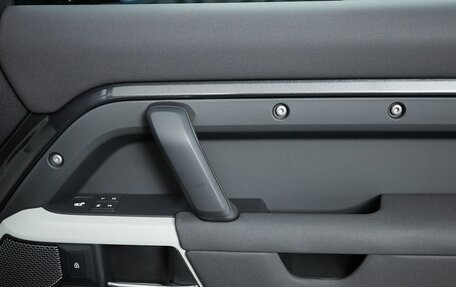 Land Rover Defender II, 2020 год, 5 200 000 рублей, 14 фотография