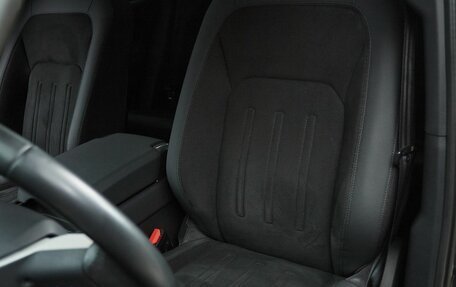 Land Rover Defender II, 2020 год, 5 200 000 рублей, 22 фотография