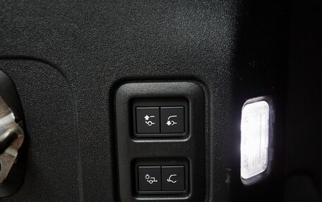 Land Rover Defender II, 2020 год, 5 200 000 рублей, 37 фотография