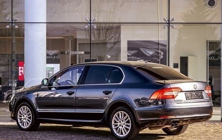 Skoda Superb III рестайлинг, 2013 год, 1 025 000 рублей, 4 фотография