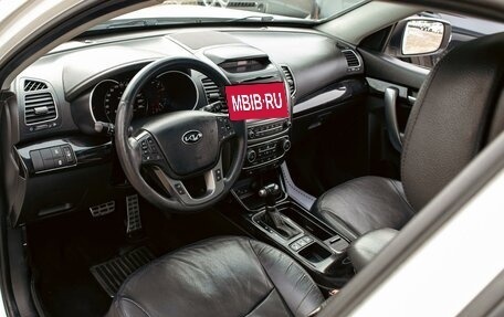 KIA Sorento II рестайлинг, 2019 год, 1 995 000 рублей, 13 фотография