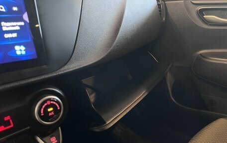 KIA Rio IV, 2021 год, 2 155 000 рублей, 29 фотография