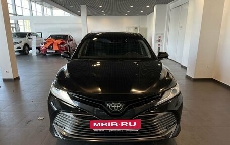 Toyota Camry, 2018 год, 2 740 000 рублей, 8 фотография