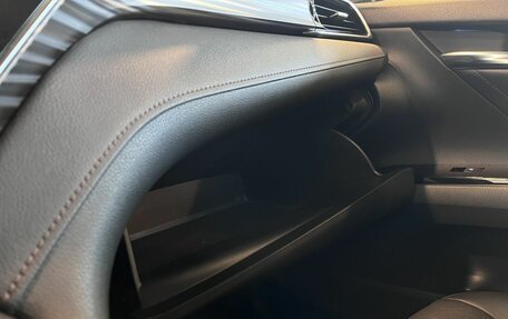 Toyota Camry, 2018 год, 2 740 000 рублей, 30 фотография