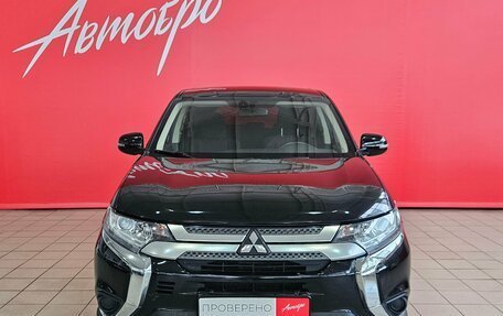 Mitsubishi Outlander III рестайлинг 3, 2019 год, 2 235 000 рублей, 8 фотография