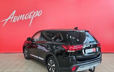 Mitsubishi Outlander III рестайлинг 3, 2019 год, 2 235 000 рублей, 3 фотография