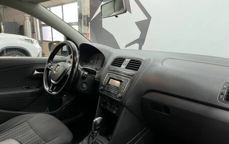 Volkswagen Polo VI (EU Market), 2017 год, 1 149 900 рублей, 8 фотография
