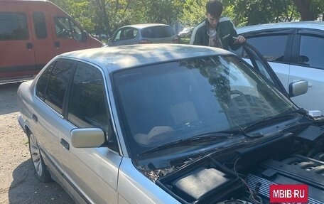 BMW 5 серия, 1993 год, 290 000 рублей, 6 фотография