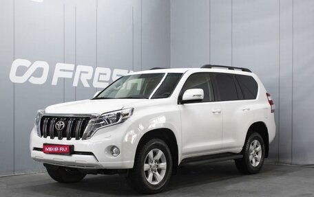 Toyota Land Cruiser Prado 150 рестайлинг 2, 2015 год, 3 690 000 рублей, 1 фотография