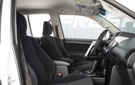 Toyota Land Cruiser Prado 150 рестайлинг 2, 2015 год, 3 690 000 рублей, 8 фотография