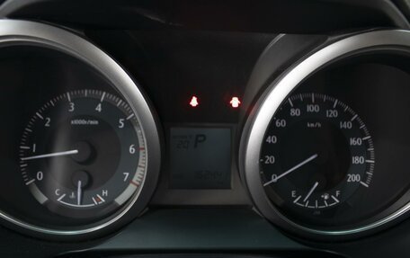 Toyota Land Cruiser Prado 150 рестайлинг 2, 2015 год, 3 690 000 рублей, 15 фотография