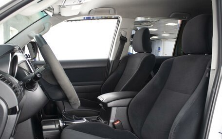 Toyota Land Cruiser Prado 150 рестайлинг 2, 2015 год, 3 690 000 рублей, 9 фотография