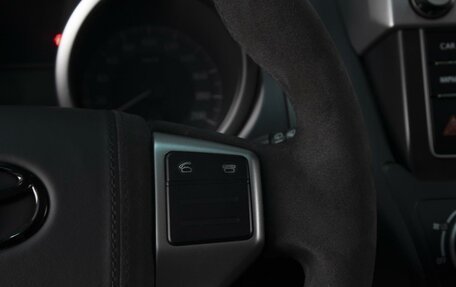 Toyota Land Cruiser Prado 150 рестайлинг 2, 2015 год, 3 690 000 рублей, 14 фотография