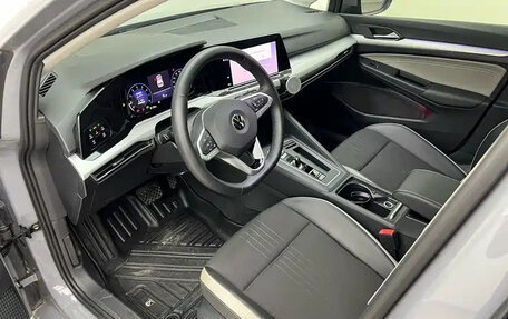Volkswagen Golf VIII, 2022 год, 1 520 000 рублей, 15 фотография