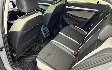 Volkswagen Golf VIII, 2022 год, 1 520 000 рублей, 17 фотография