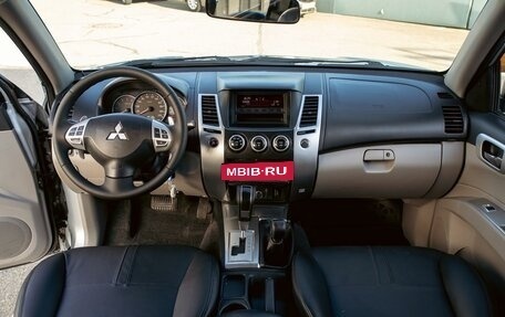Mitsubishi Pajero Sport II рестайлинг, 2013 год, 1 545 000 рублей, 16 фотография
