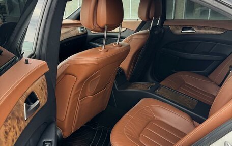 Mercedes-Benz CLS, 2015 год, 2 850 000 рублей, 7 фотография