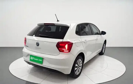 Volkswagen Polo, 2022 год, 993 000 рублей, 4 фотография