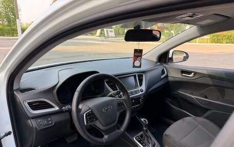 Hyundai Solaris II рестайлинг, 2019 год, 820 000 рублей, 6 фотография
