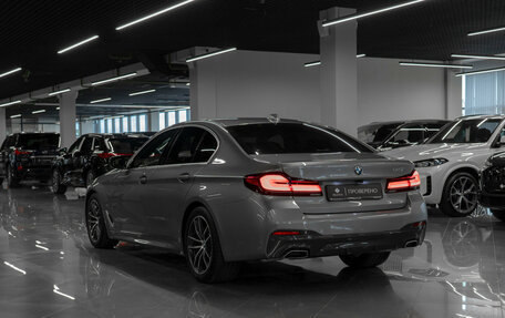 BMW 5 серия, 2023 год, 5 500 000 рублей, 4 фотография