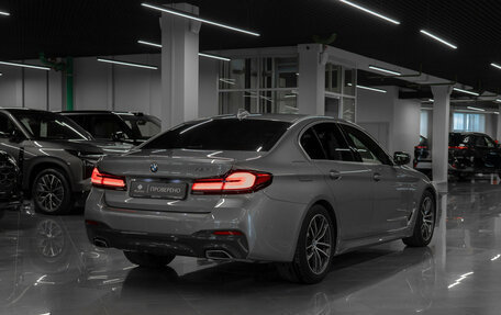 BMW 5 серия, 2023 год, 5 500 000 рублей, 5 фотография