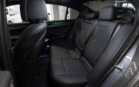 BMW 5 серия, 2023 год, 5 500 000 рублей, 14 фотография