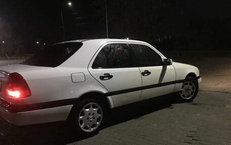 Mercedes-Benz C-Класс, 1996 год, 180 000 рублей, 2 фотография