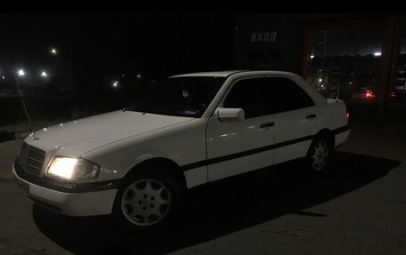 Mercedes-Benz C-Класс, 1996 год, 180 000 рублей, 3 фотография